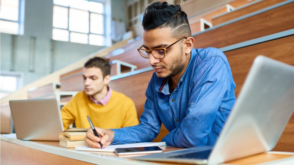 Guide to student loan interest rates