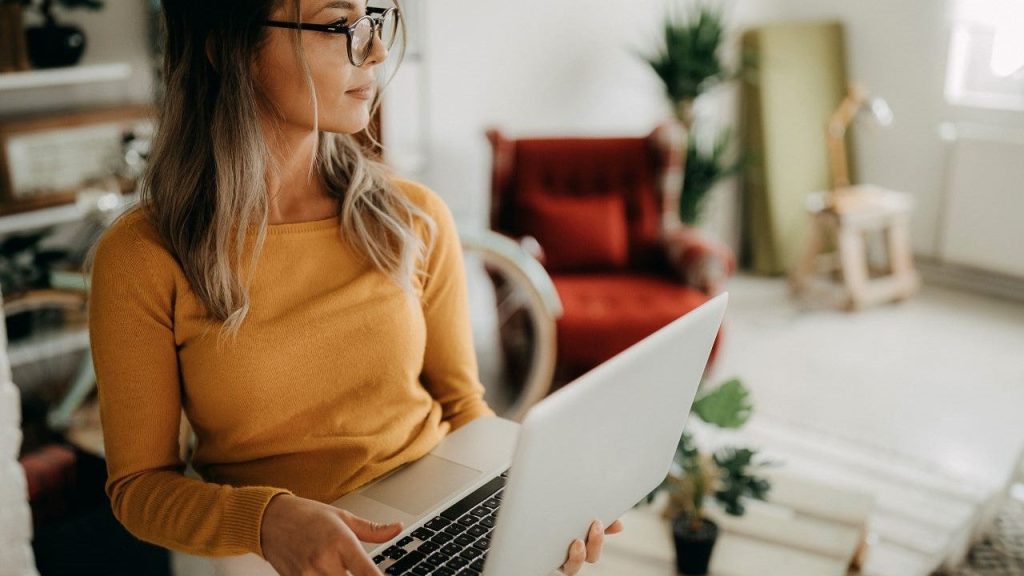 Switching online brokers: Here’s how to transfer your investments to a new account