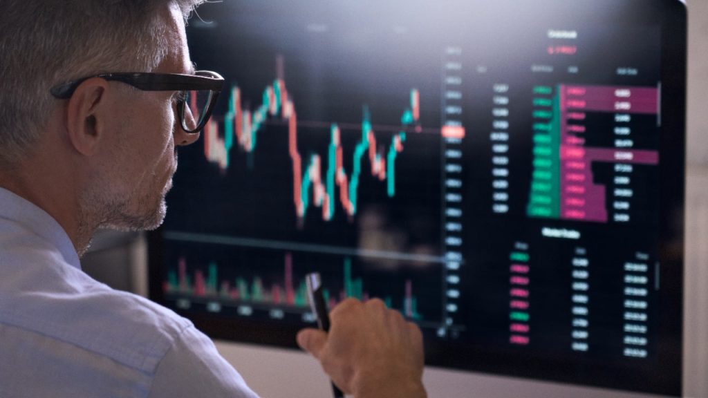 5 ways to tell if a stock is overvalued