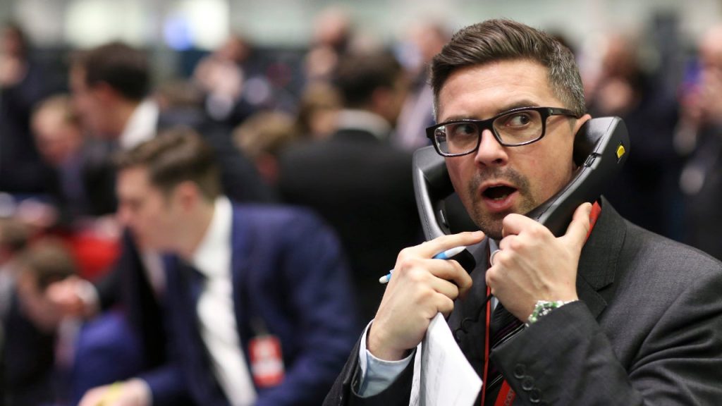 Margin call: What it is and how to avoid one Margin call: What it is and how to avoid one