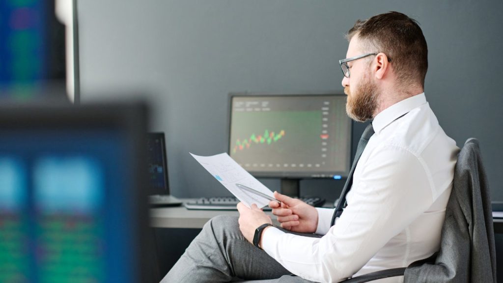 What are credit default swaps?