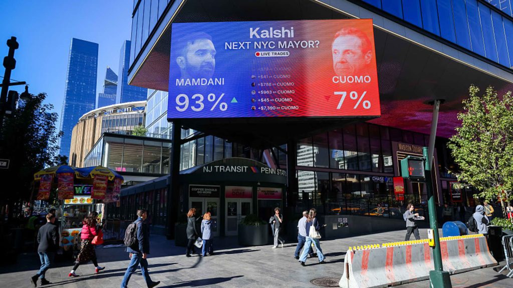 Kalshi makes move to court crypto traders with tokenized betting contracts Kalshi makes move to court crypto traders with tokenized betting contracts