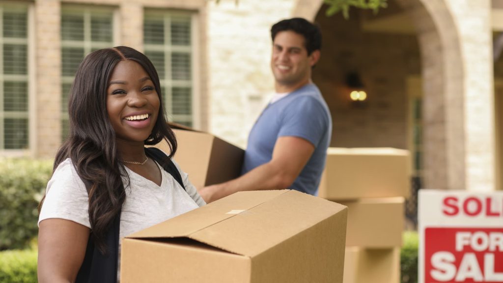 Most homebuyers don’t shop around for mortgages. Why that’s a bad idea