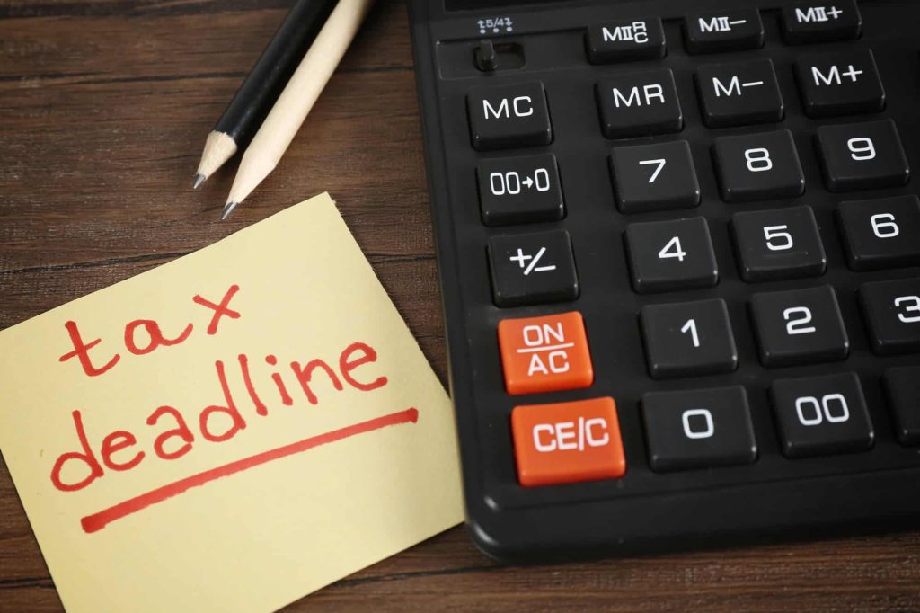 Who Must File a 2025 Federal Income Tax Return, How to File, and Filing Deadlines