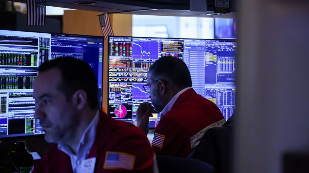 As stocks, bonds fall, a trade that boomed in 2022 may be winner again As stocks, bonds fall, a trade that boomed in 2022 may be winner again