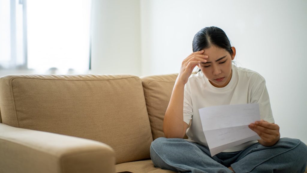 1.4 million face tax refund delays amid IRS paper check phaseout