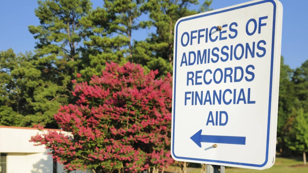 National College Decision Day: How to maximize aid National College Decision Day: How to maximize aid