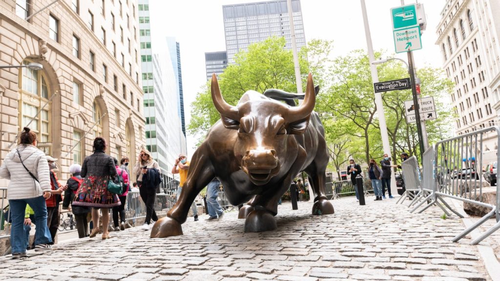 Bull markets: What they are and how to invest during them